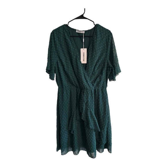 ecowish Dresses & Skirts - Ecowish Dress Womens XL Short Sleeves Green Vneck Textured Layered Coastal
